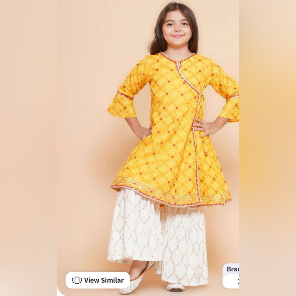 Kids girls ethnic wear